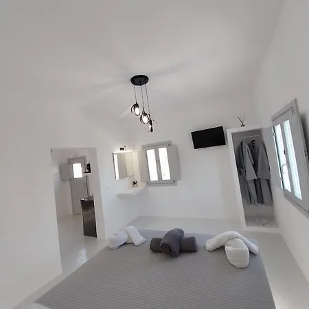 Hotel East Wind Perissa (Santorini)